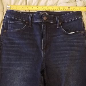 Abercrombie and Fitch high rise ankle jean